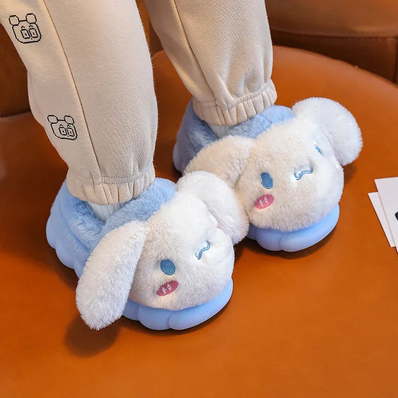 🧸 Pantofole di peluche soffici per bambini con cartoni animati: comode, divertenti e antiscivolo 🧸