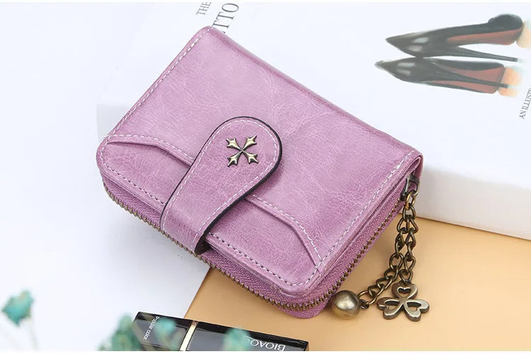 🌟 Elegance Meets Functionality – Stylish Women's PU Leather Coin Purse with Keychain Accent