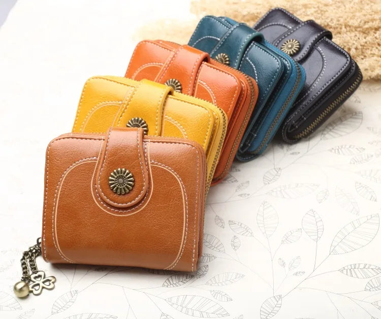 🌟 Elegance Meets Functionality – Stylish Women's PU Leather Coin Purse with Keychain Accent