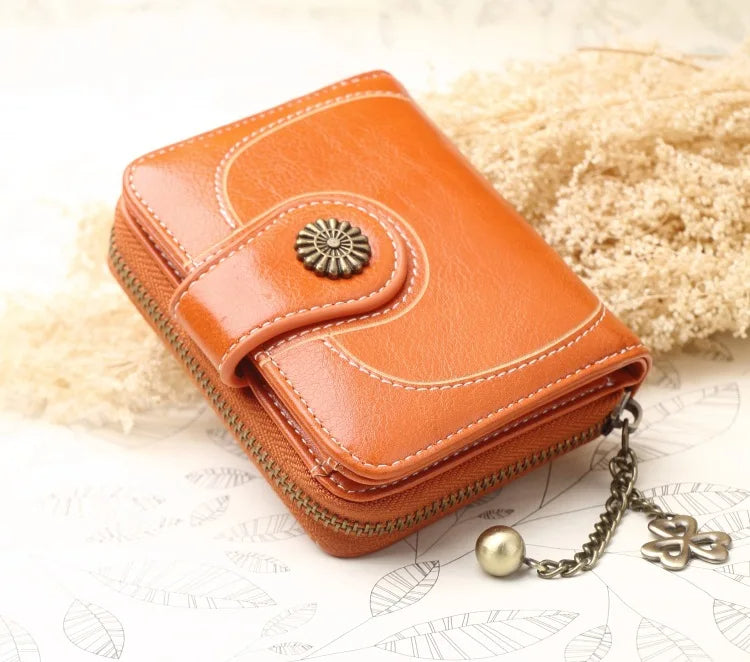 🌟 Elegance Meets Functionality – Stylish Women's PU Leather Coin Purse with Keychain Accent