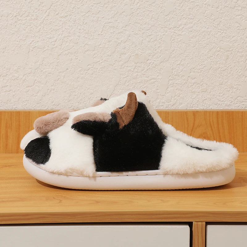 🐄 Cozy Cow Indoor Plush Slippers 🐄