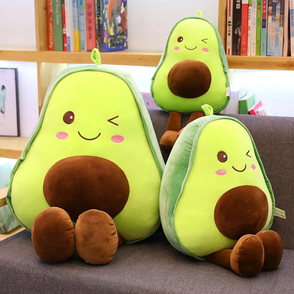 Adorable poupée en peluche avocat – Le compagnon de câlins et le cadeau parfait !