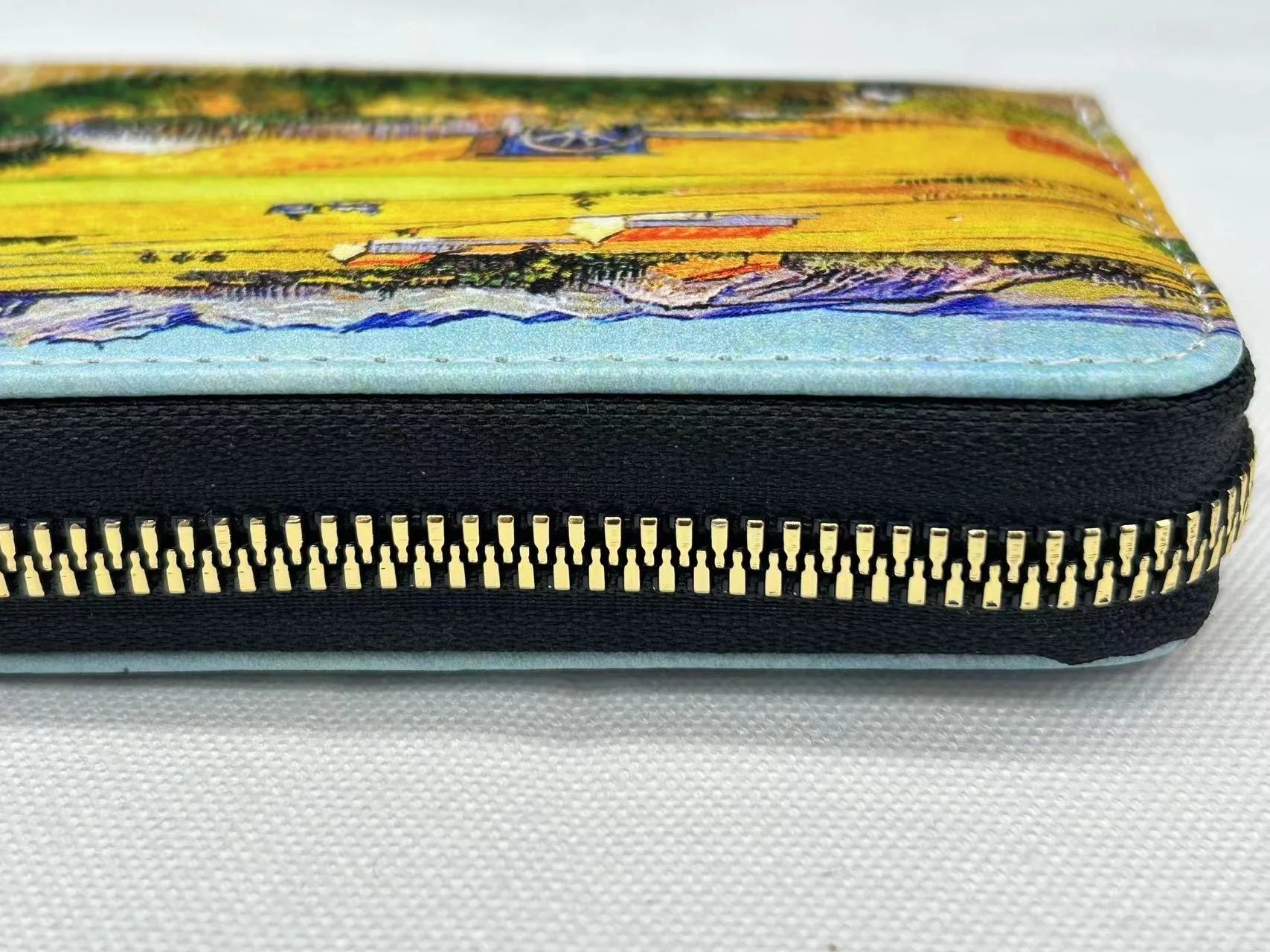 Art-Inspired Wallet Collection – Compact Elegance for Van Gogh Enthusiasts! 🎨