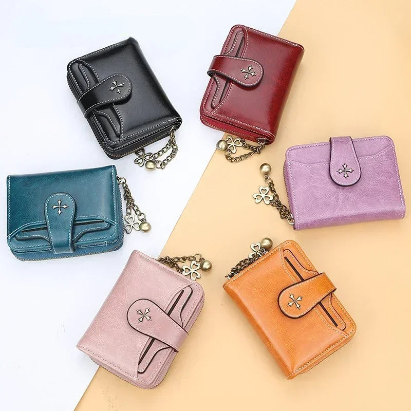 🌟 Elegance Meets Functionality – Stylish Women's PU Leather Coin Purse with Keychain Accent