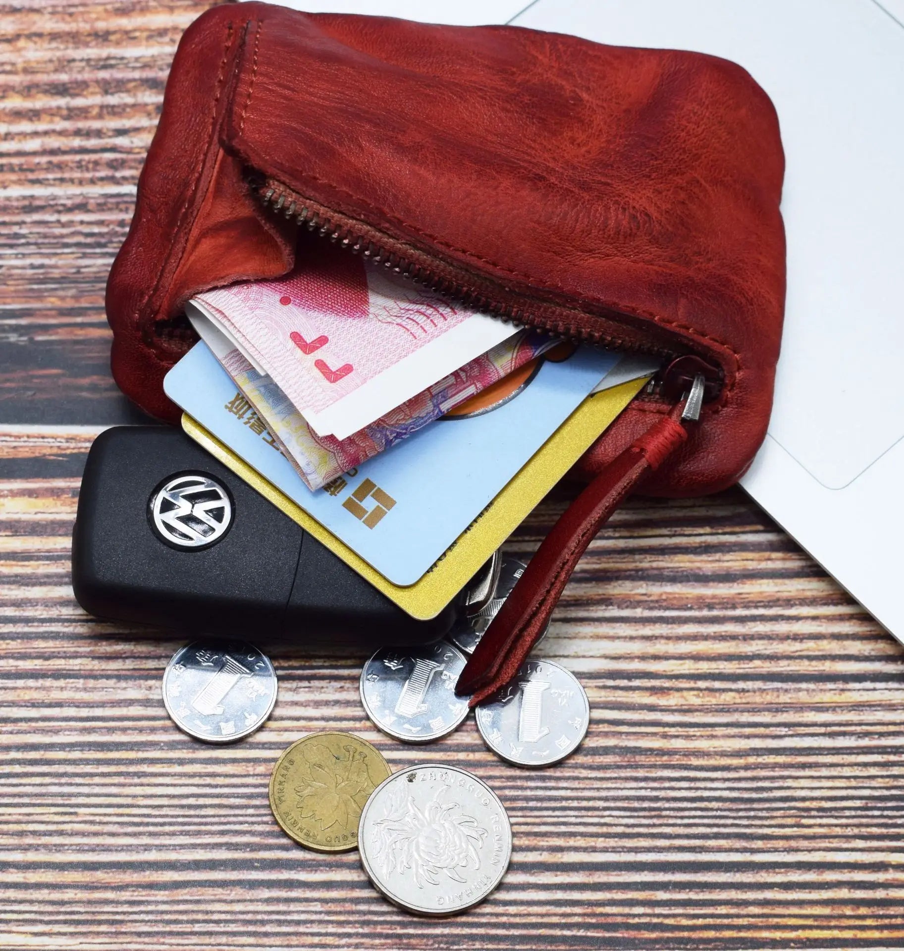 🧳 Timeless Vintage Leather Coin Pouch - Elegance Meets Practicality