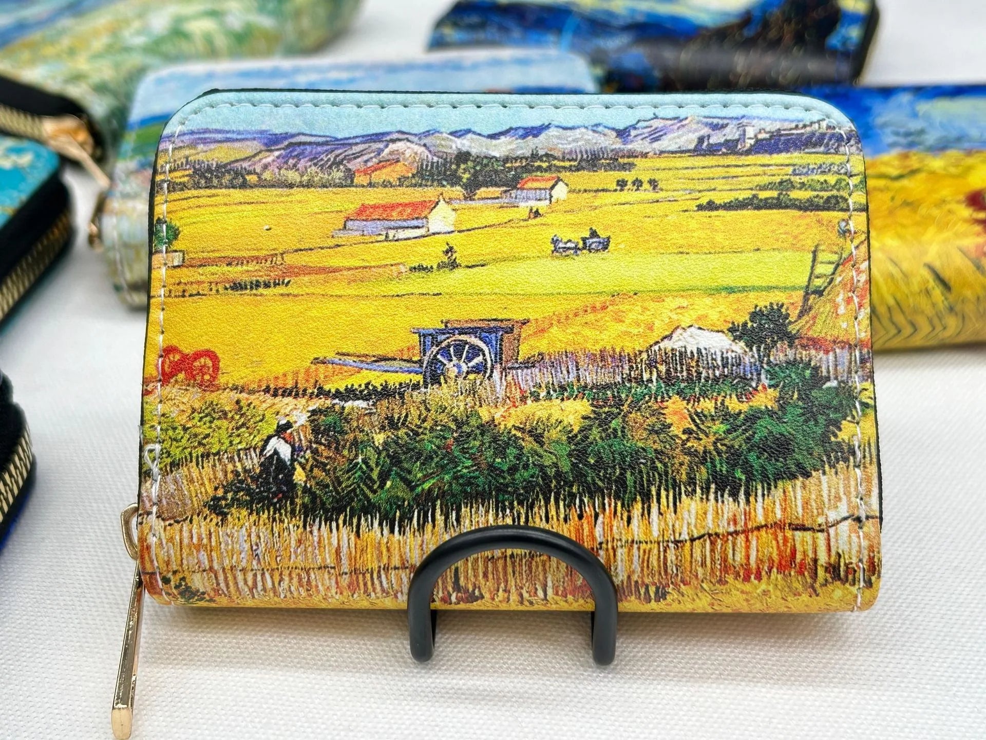 Art-Inspired Wallet Collection – Compact Elegance for Van Gogh Enthusiasts! 🎨