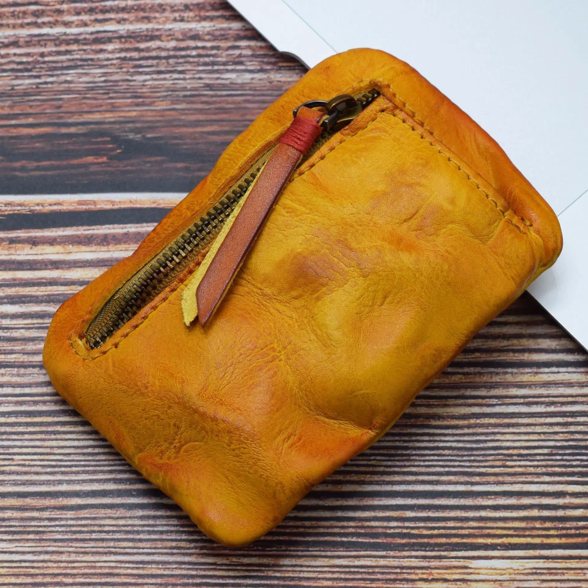 🧳 Timeless Vintage Leather Coin Pouch - Elegance Meets Practicality